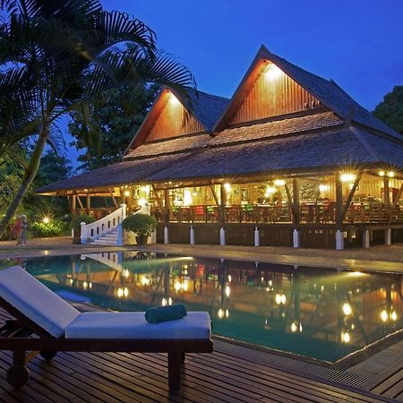 ลา โฟลี่ ลอดจ์ Hotel จำปาสัก ภายนอก รูปภาพ