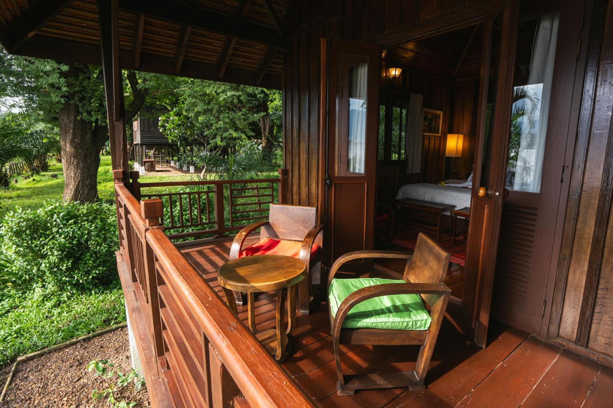 ลา โฟลี่ ลอดจ์ Hotel จำปาสัก ภายนอก รูปภาพ