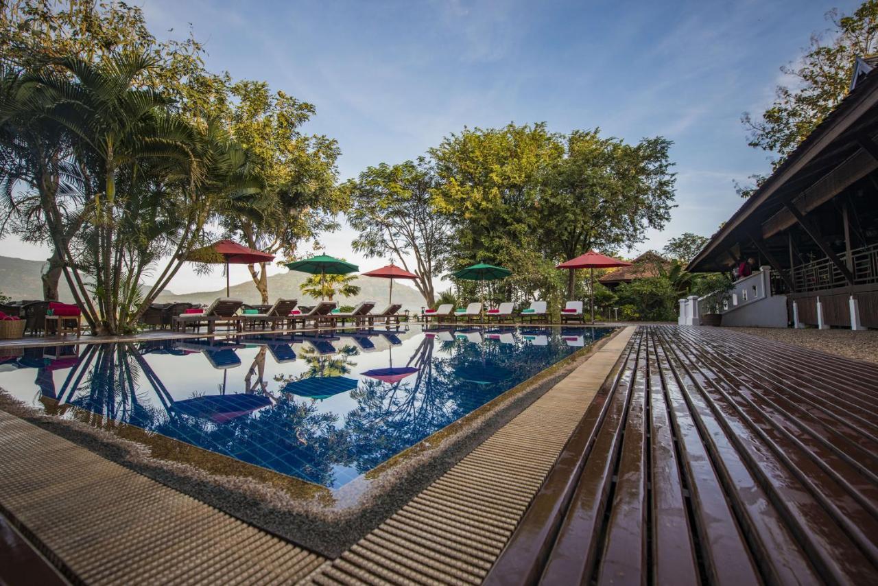 ลา โฟลี่ ลอดจ์ Hotel จำปาสัก ภายนอก รูปภาพ