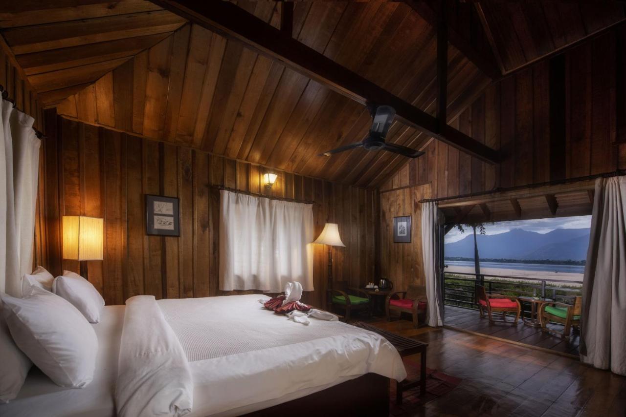ลา โฟลี่ ลอดจ์ Hotel จำปาสัก ภายนอก รูปภาพ
